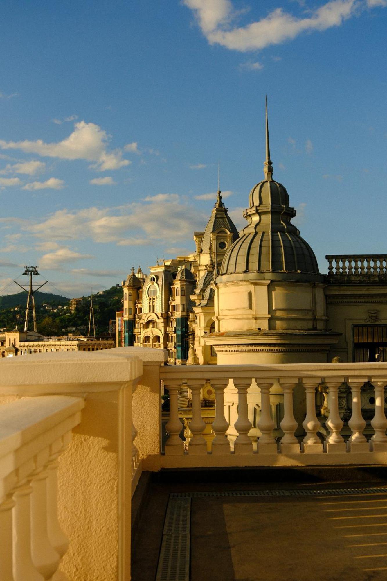 Le Port Boutique Apart Hotel Батумі Екстер'єр фото